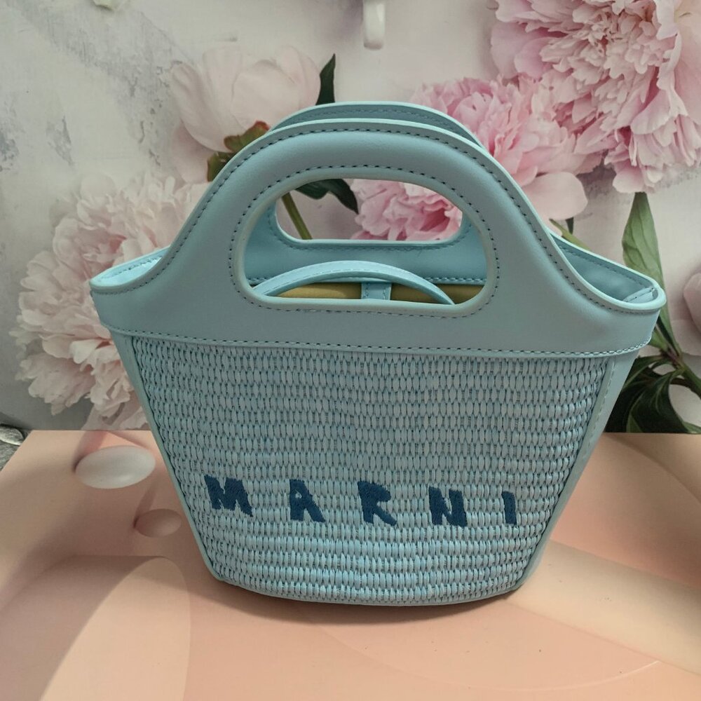 💖 Marni White Women's Summer Vacation Daily Use Shoulder Bag - Brand New + Dust